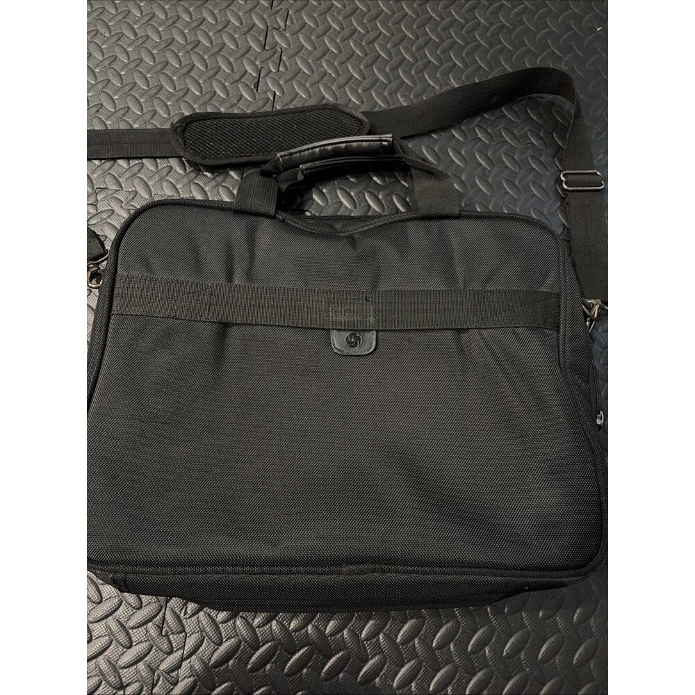 Samsonite Black Laptop Briefcase Bag 18x13 Shoulder Strap Padded TSA Friendly